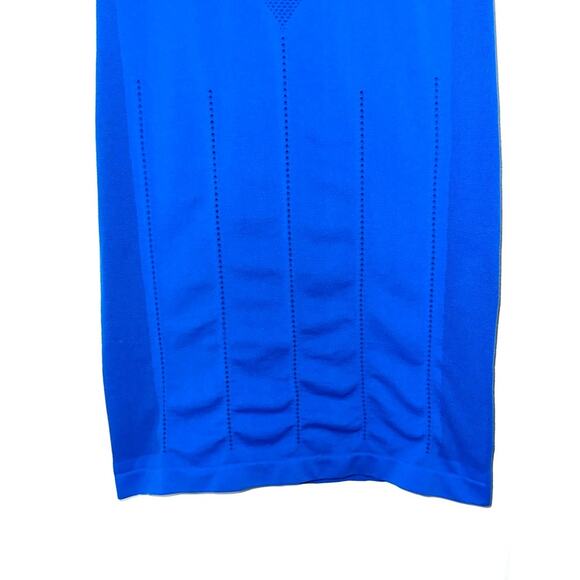 Fabletics Delta Cobalt Blue Scoop Neck Seamless Tank Top Size Small - Picture 4 of 11